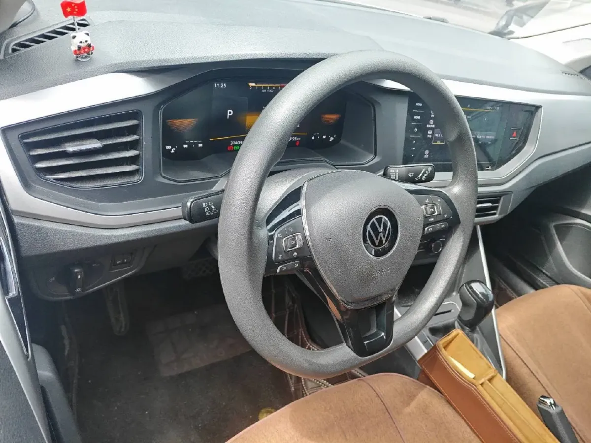 2023 Volkswagen Polo 1.5L 113HP L4 6AT,autocango,china used car exporter,china ev exporter,chinese used car exporter,chinese used ev exporter