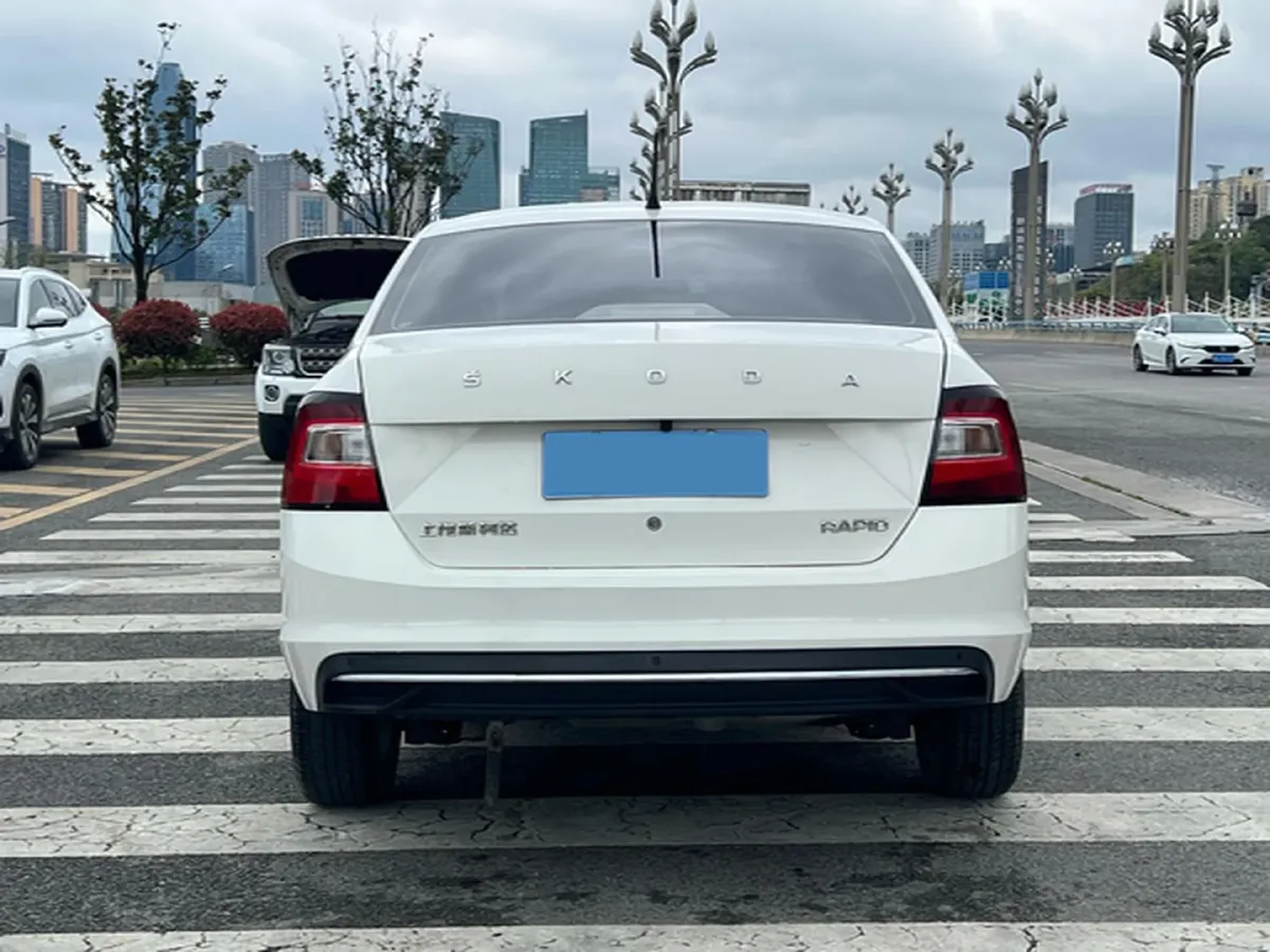 2019 SWM G01 1.5T 156HP L4 6AT,autocango,china used car exporter,china ev exporter,chinese used car exporter,chinese used ev exporter