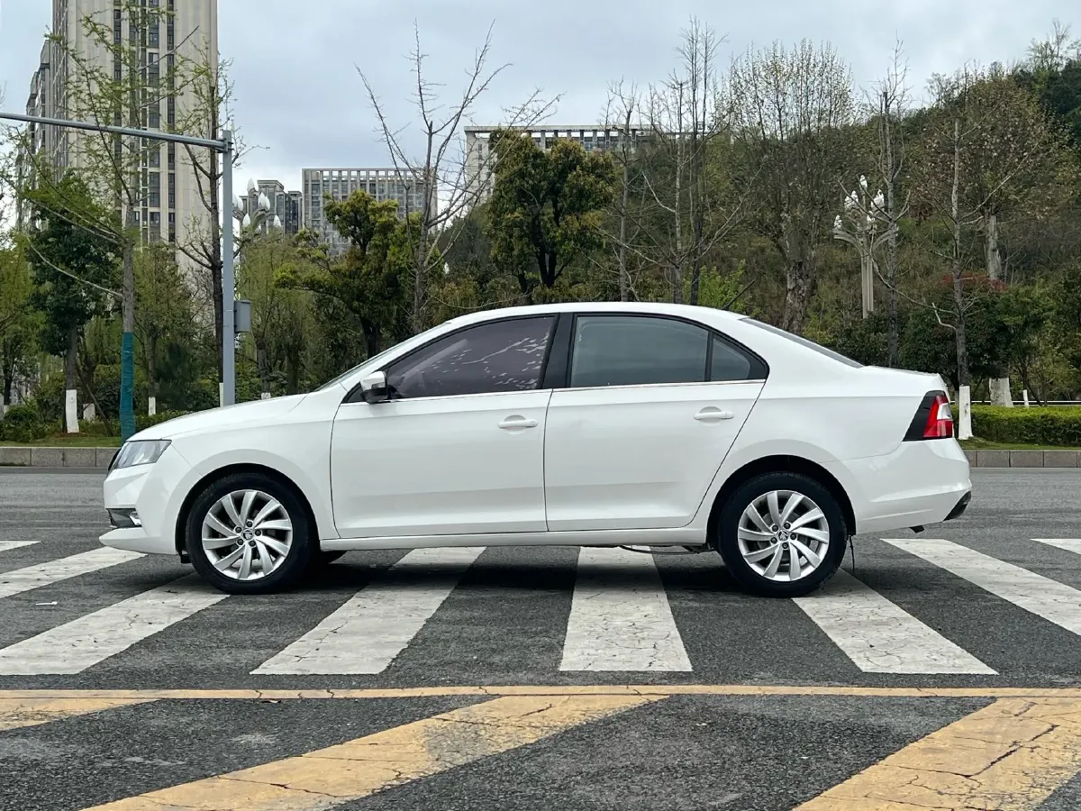 2019 SWM G01 1.5T 156HP L4 6AT,autocango,china used car exporter,china ev exporter,chinese used car exporter,chinese used ev exporter