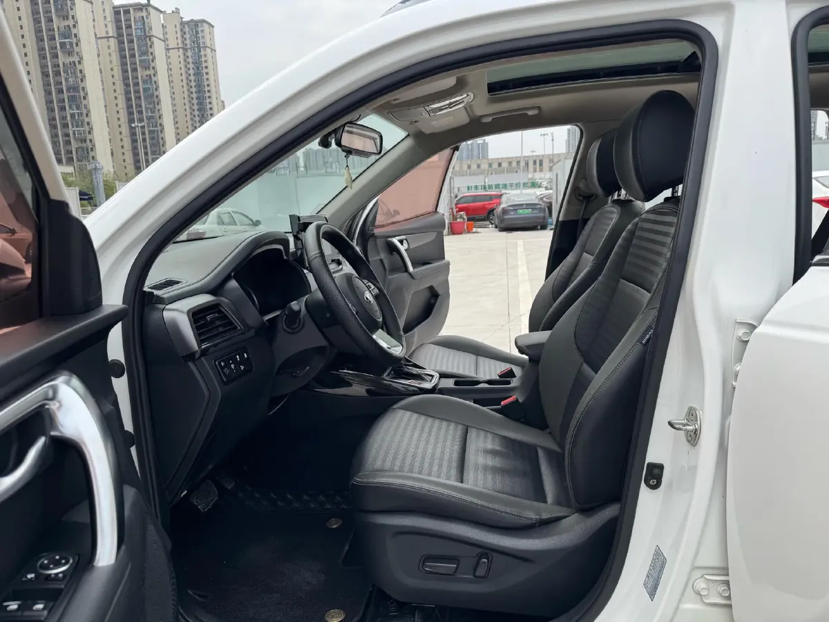 2018 Kia Sportage R 2.0L 160HP L4 6AT,autocango,china used car exporter,china ev exporter,chinese used car exporter,chinese used ev exporter