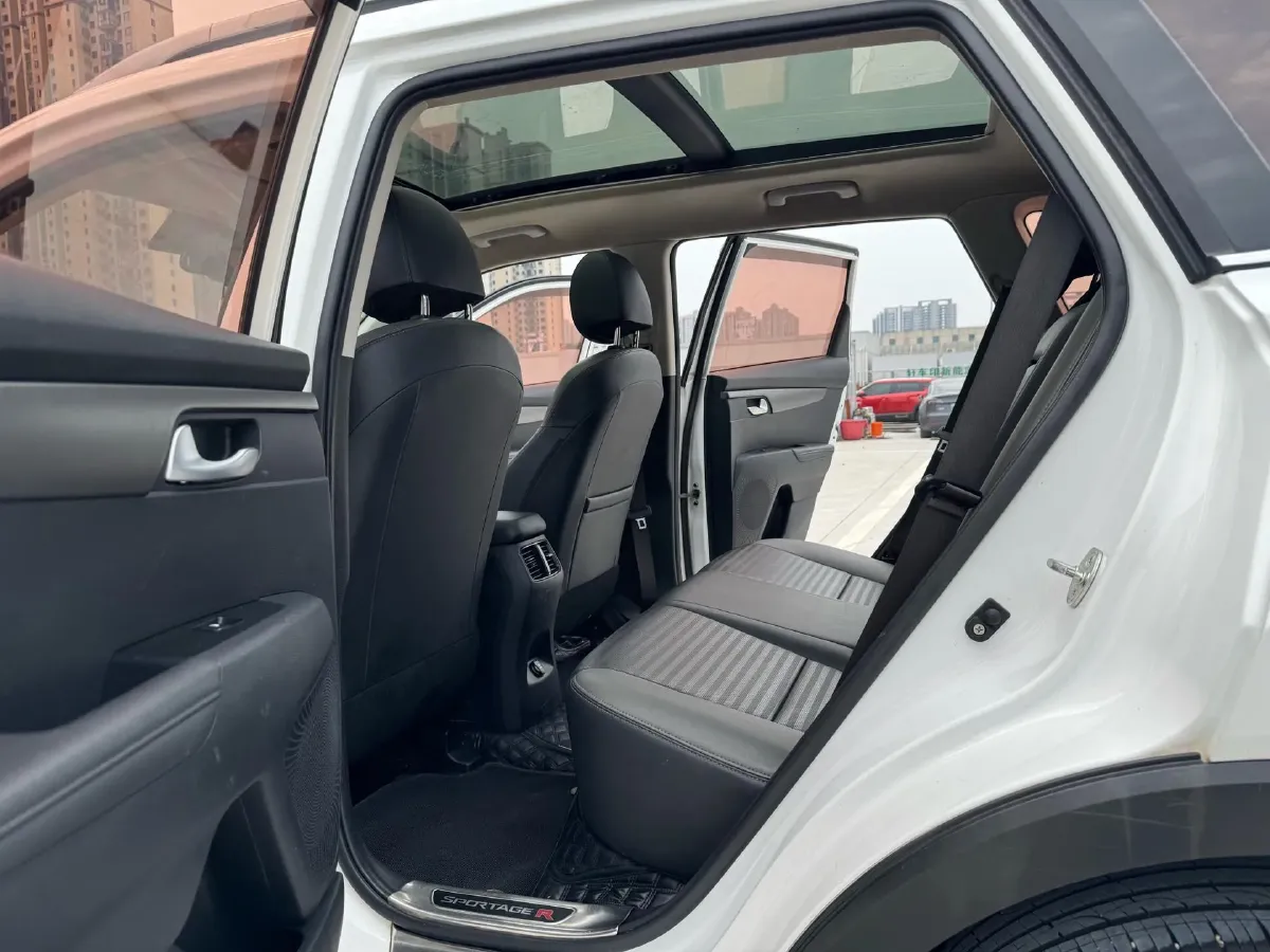 2018 Kia Sportage R 2.0L 160HP L4 6AT,autocango,china used car exporter,china ev exporter,chinese used car exporter,chinese used ev exporter