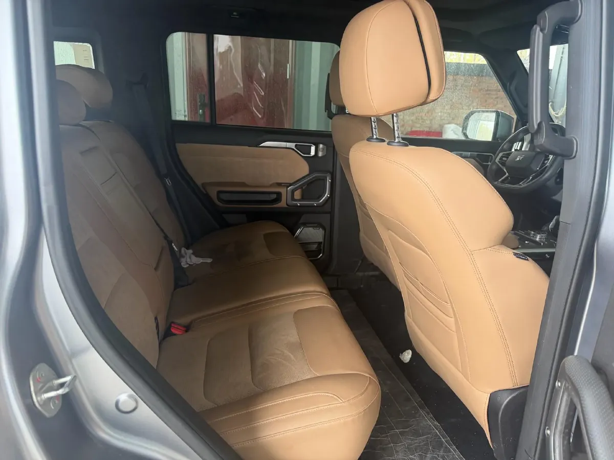 2023 Jetour Traveller 2.0T 254HP L4 7DCT,autocango,china used car exporter,china ev exporter,chinese used car exporter,chinese used ev exporter