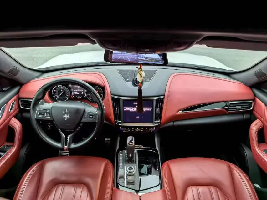 2021 Maserati Levante 3.0T 350HP V6 8AT,autocango,china used car exporter,china ev exporter,chinese used car exporter,chinese used ev exporter