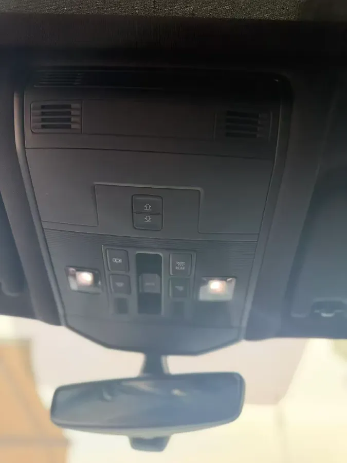 2021 Volkswagen T-Roc 1.4T 150HP L4 7DCT,autocango,china used car exporter,china ev exporter,chinese used car exporter,chinese used ev exporter