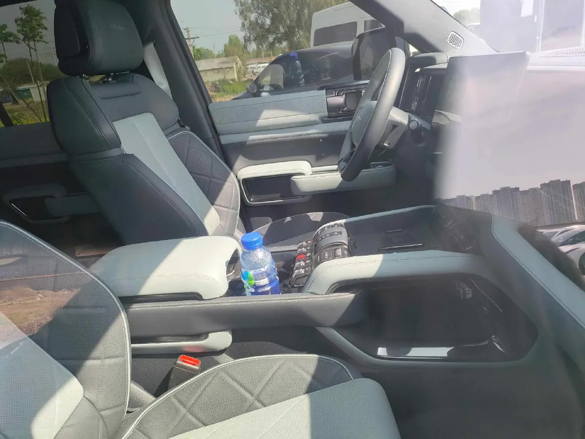 2024 Jaguar XEL 2.0T 250HP L4 8AT,autocango,china used car exporter,china ev exporter,chinese used car exporter,chinese used ev exporter