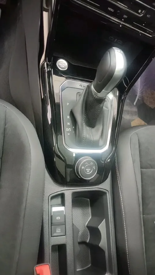 2021 Volkswagen T-Roc 1.4T 150HP L4 7DCT,autocango,china used car exporter,china ev exporter,chinese used car exporter,chinese used ev exporter