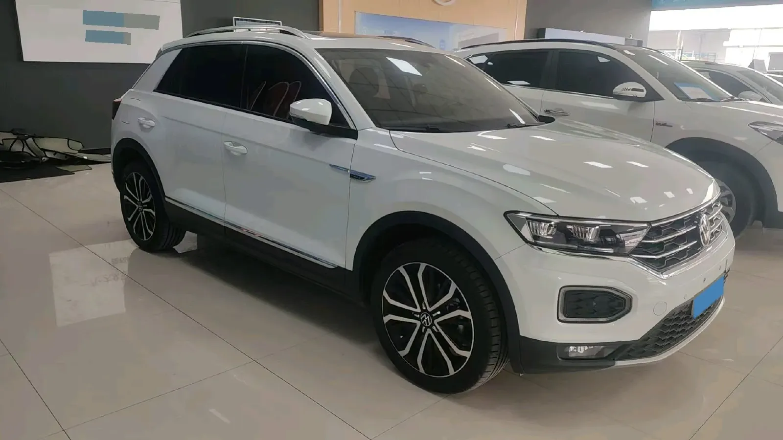 2021 Volkswagen T-Roc 1.4T 150HP L4 7DCT,autocango,china used car exporter,china ev exporter,chinese used car exporter,chinese used ev exporter
