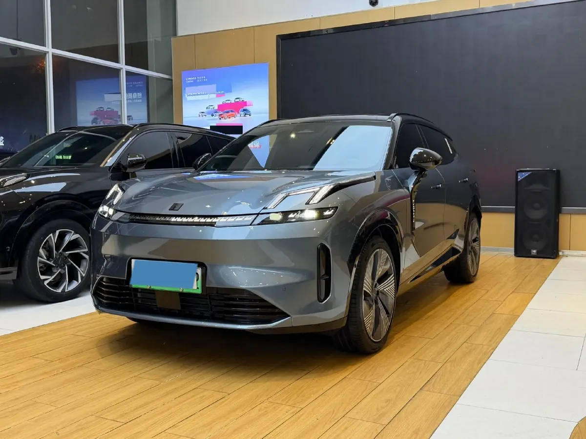 2025 LYNK&CO 08 EM-P 1.5T 163HP L4 3DHT PHEV 39.6KWH,autocango,china used car exporter,china ev exporter,chinese used car exporter,chinese used ev exporter