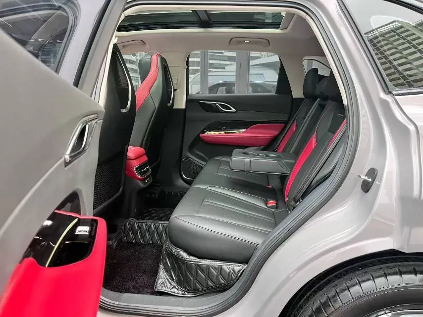 2024 HongQi HS3 1.5T 169HP L4 7DCT,autocango,china used car exporter,china ev exporter,chinese used car exporter,chinese used ev exporter