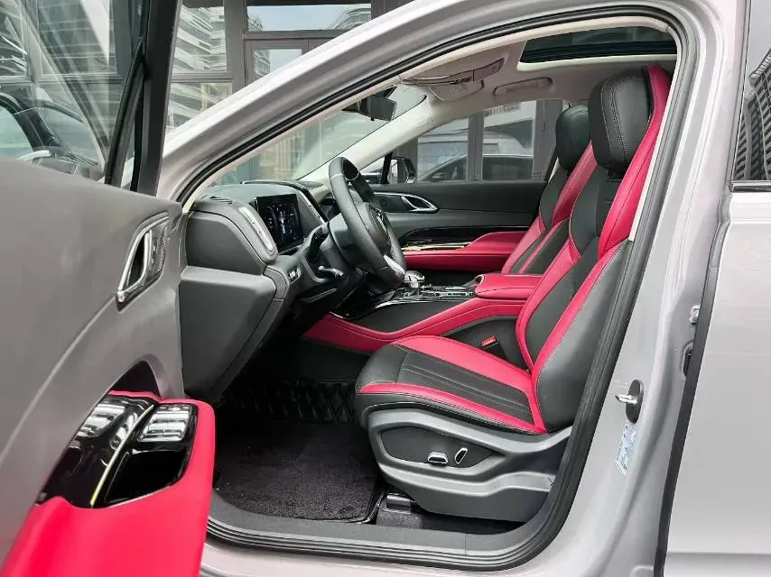 2024 HongQi HS3 1.5T 169HP L4 7DCT,autocango,china used car exporter,china ev exporter,chinese used car exporter,chinese used ev exporter