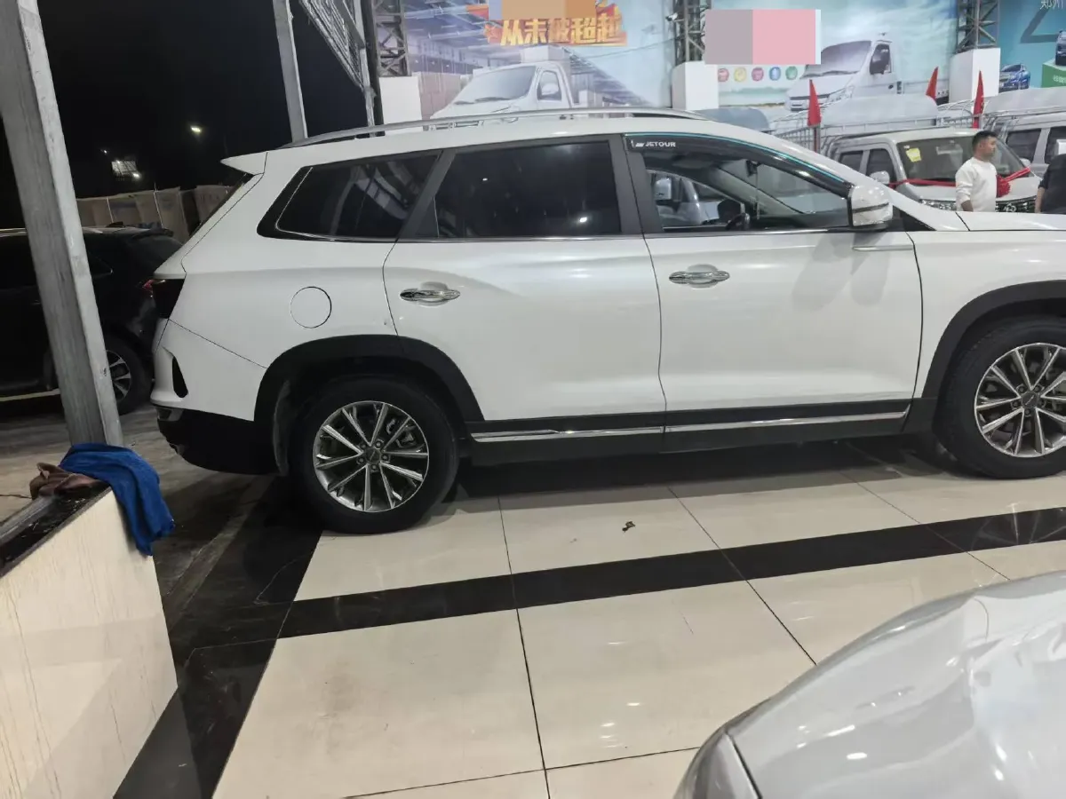 2021 Jetour X90 Plus 1.5T 156HP L4 6MT,autocango,china used car exporter,china ev exporter,chinese used car exporter,chinese used ev exporter