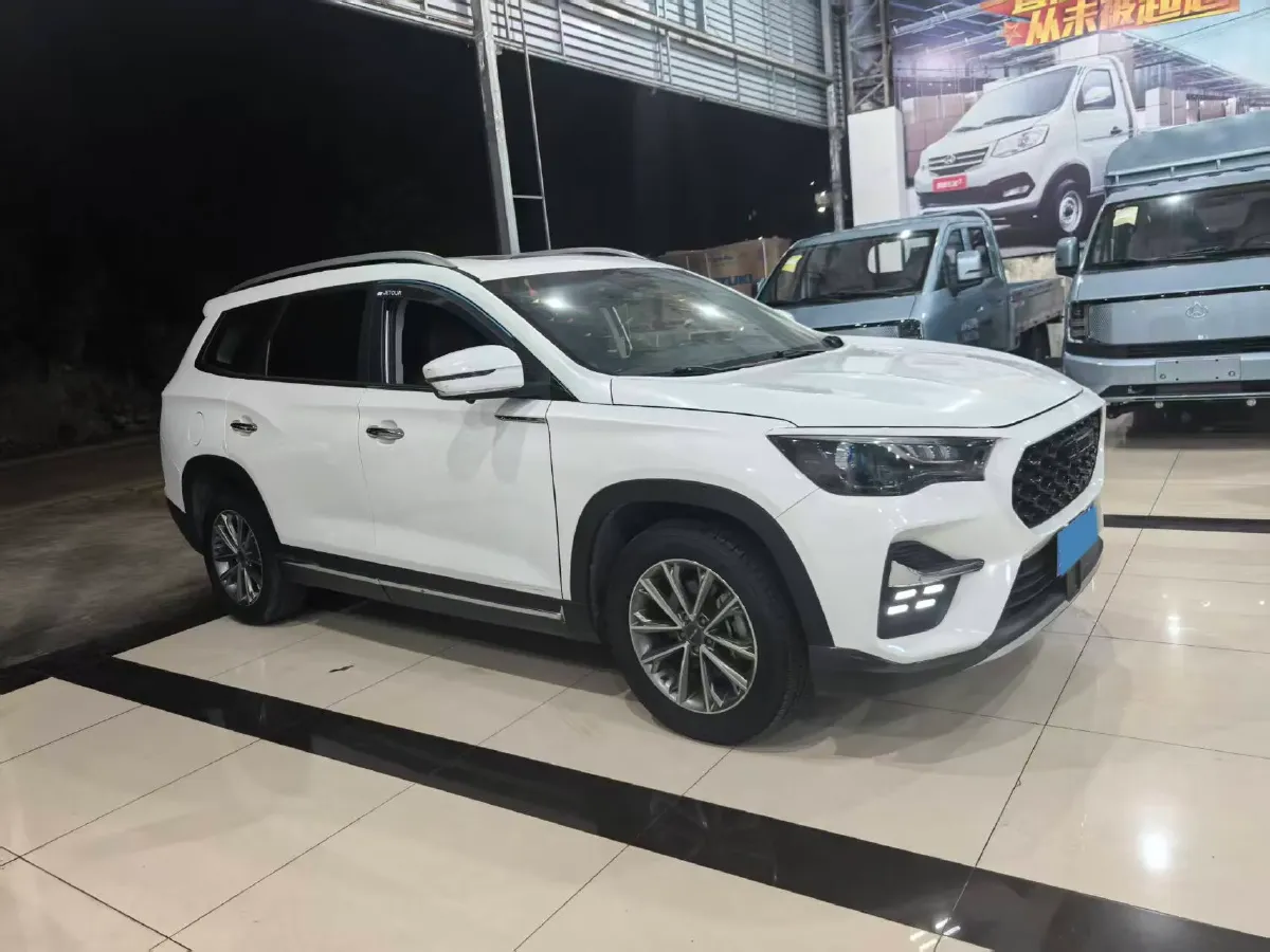 2021 Jetour X90 Plus 1.5T 156HP L4 6MT,autocango,china used car exporter,china ev exporter,chinese used car exporter,chinese used ev exporter