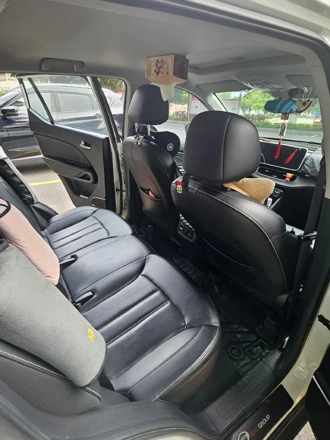 2021 GAC Trumpchi GS3 1.5T 169HP L4 6AT,autocango,china used car exporter,china ev exporter,chinese used car exporter,chinese used ev exporter