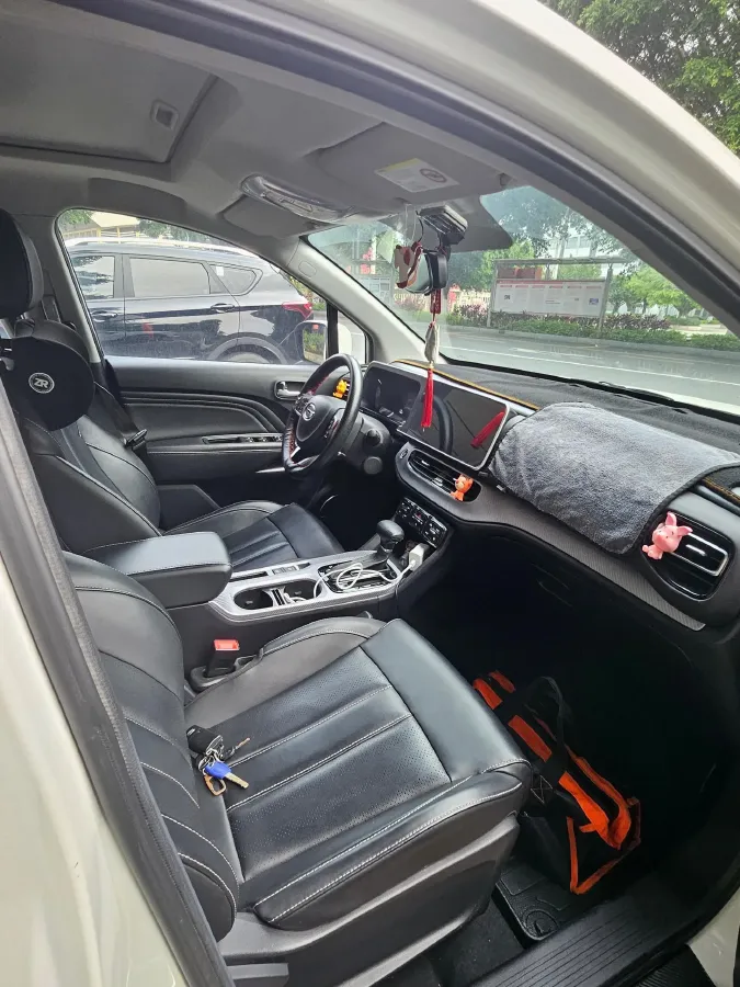 2021 GAC Trumpchi GS3 1.5T 169HP L4 6AT,autocango,china used car exporter,china ev exporter,chinese used car exporter,chinese used ev exporter