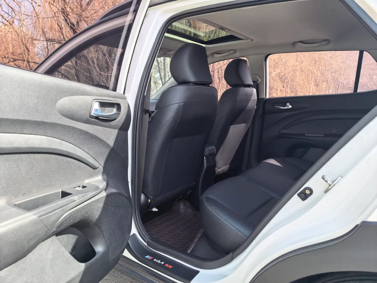 2021 Kia KX1 1.4L 100HP L4 CVT,autocango,china used car exporter,china ev exporter,chinese used car exporter,chinese used ev exporter