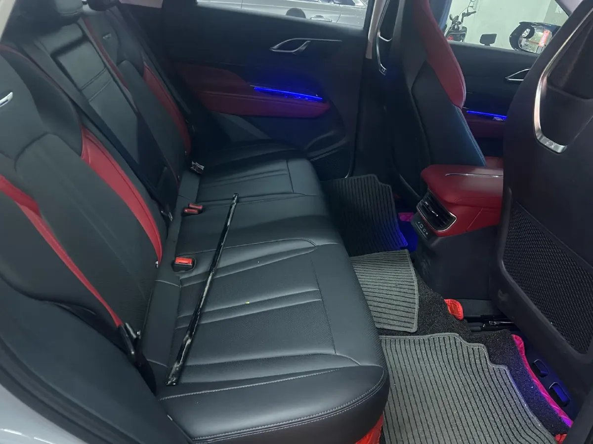 2023 HongQi HS3 1.5T 169HP L4 7DCT,autocango,china used car exporter,china ev exporter,chinese used car exporter,chinese used ev exporter