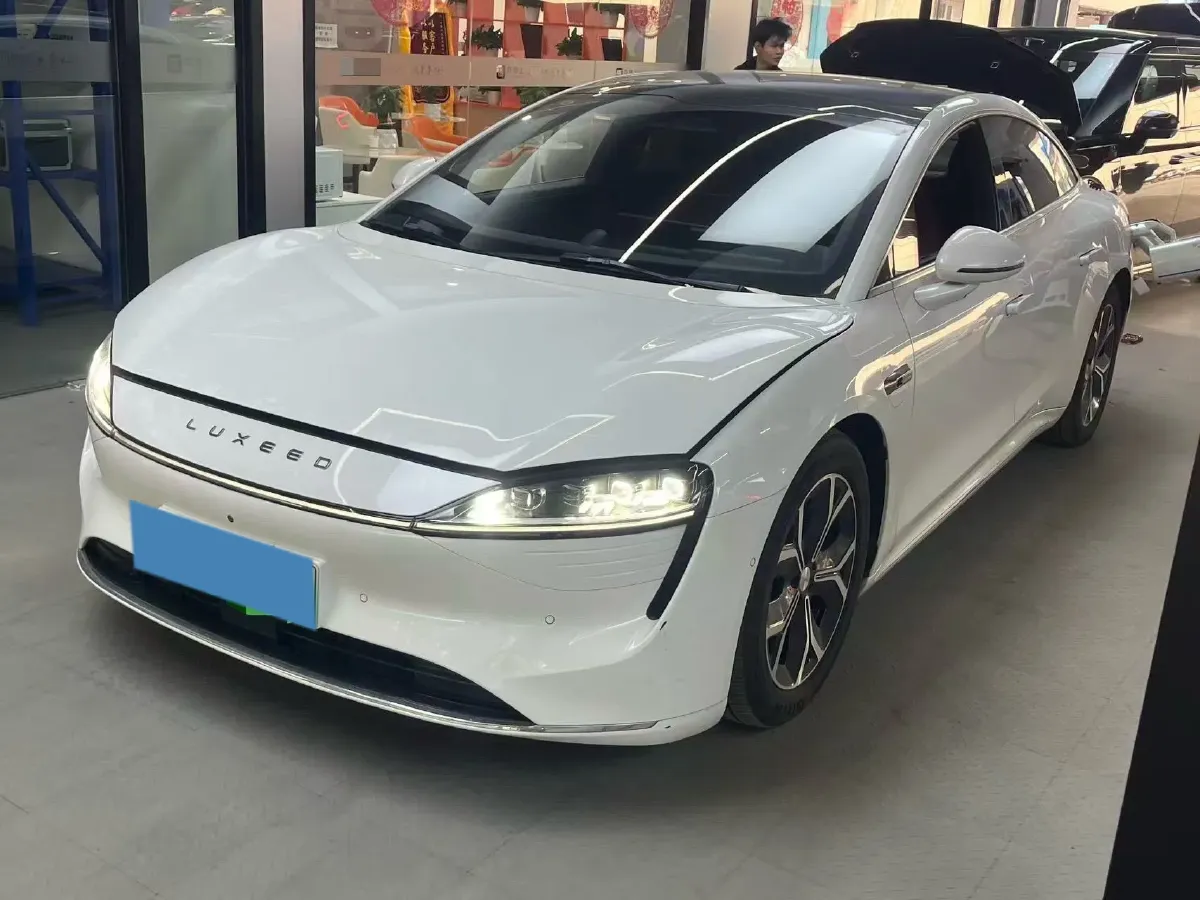 2025 Luxeed S7 BEV 82KWH,autocango,china used car exporter,china ev exporter,chinese used car exporter,chinese used ev exporter