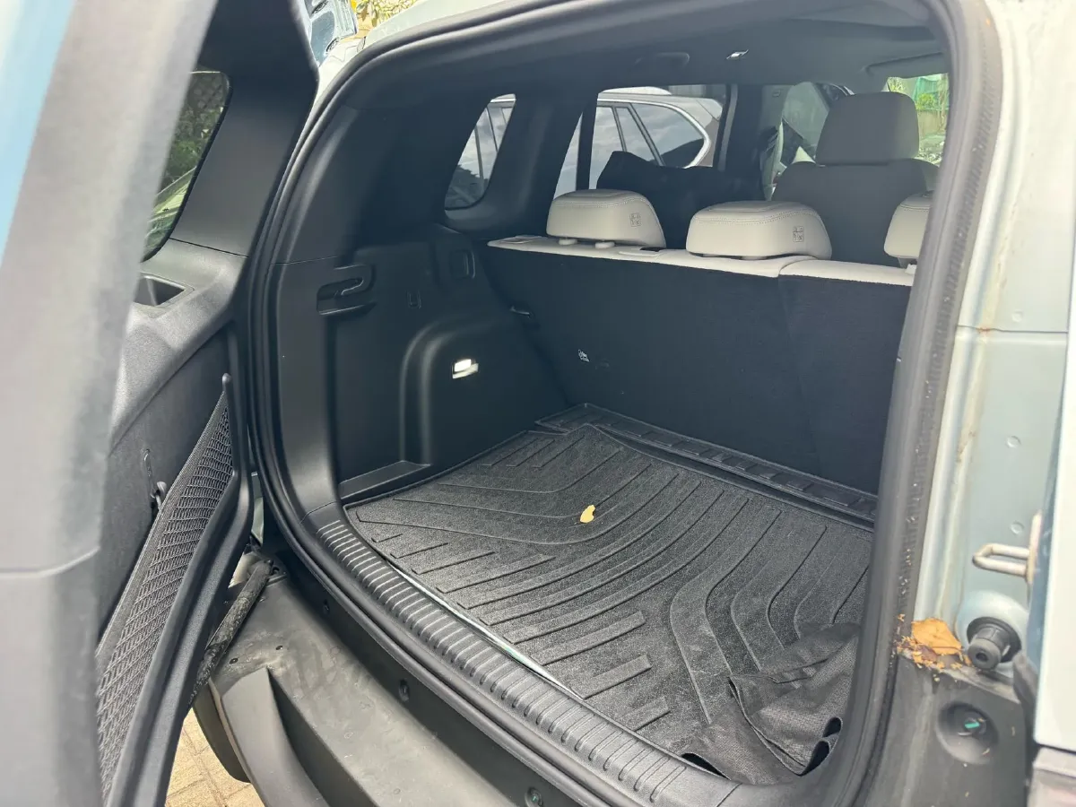 2025 FangChengBao Tai 3 BEV,autocango,china used car exporter,china ev exporter,chinese used car exporter,chinese used ev exporter