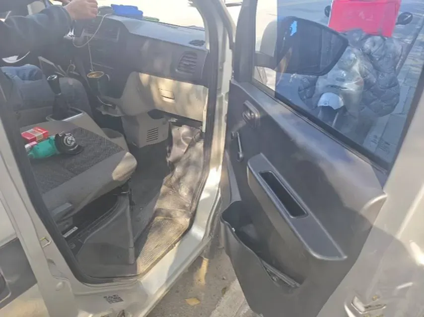 2021 Karry YouYou 1.5L 116HP L4 5MT,autocango,china used car exporter,china ev exporter,chinese used car exporter,chinese used ev exporter