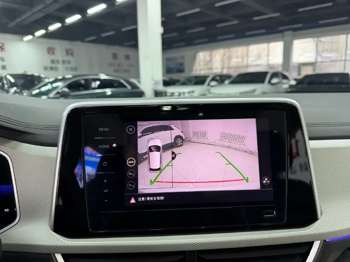 2023 Volkswagen T-Roc 1.4T 150HP L4 7DCT,autocango,china used car exporter,china ev exporter,chinese used car exporter,chinese used ev exporter