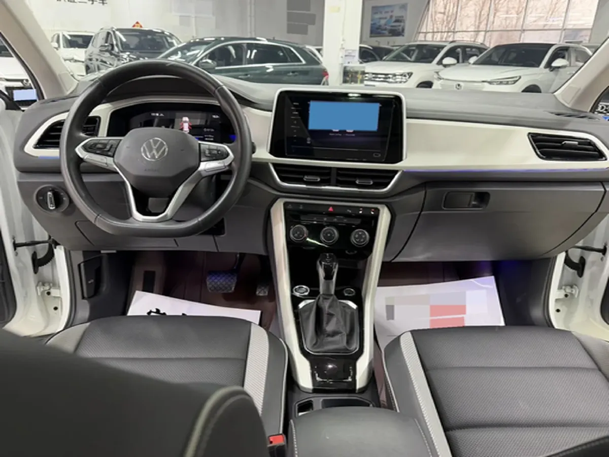 2023 Volkswagen T-Roc 1.4T 150HP L4 7DCT,autocango,china used car exporter,china ev exporter,chinese used car exporter,chinese used ev exporter