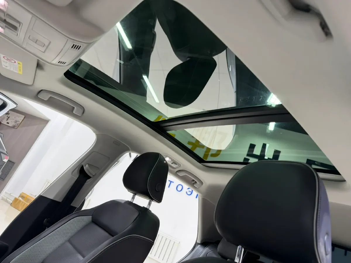 2023 Volkswagen T-Roc 1.4T 150HP L4 7DCT,autocango,china used car exporter,china ev exporter,chinese used car exporter,chinese used ev exporter