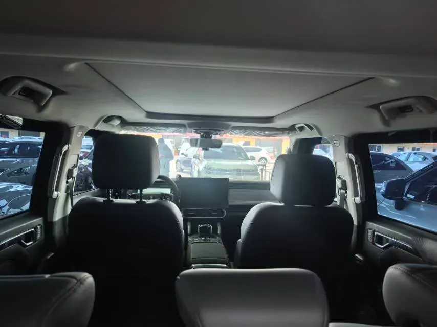 2023 Jetour Traveller 1.5T 184HP L4 7DCT,autocango,china used car exporter,china ev exporter,chinese used car exporter,chinese used ev exporter