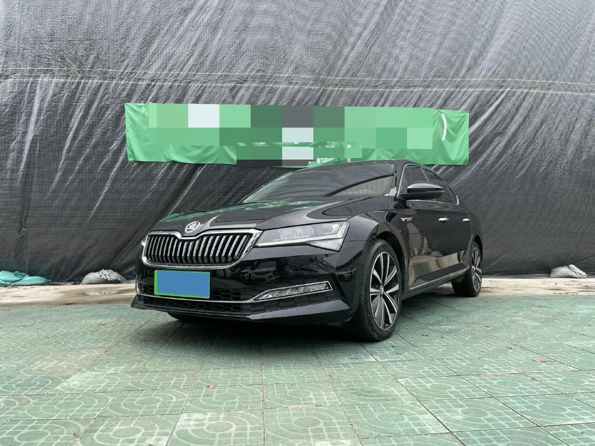 2023 Skoda Superb 1.4T 150HP L4 7DCT,autocango,china used car exporter,china ev exporter,chinese used car exporter,chinese used ev exporter