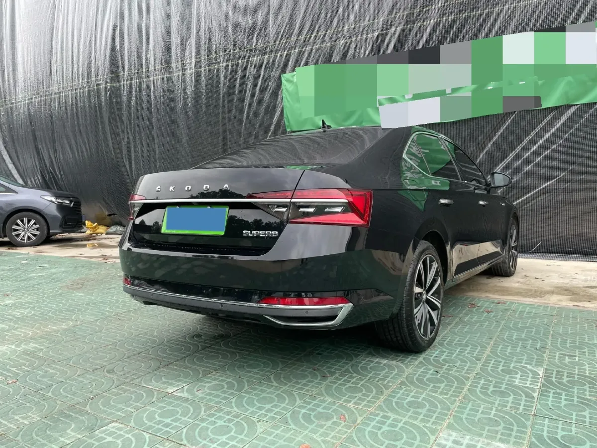 2023 Skoda Superb 1.4T 150HP L4 7DCT,autocango,china used car exporter,china ev exporter,chinese used car exporter,chinese used ev exporter