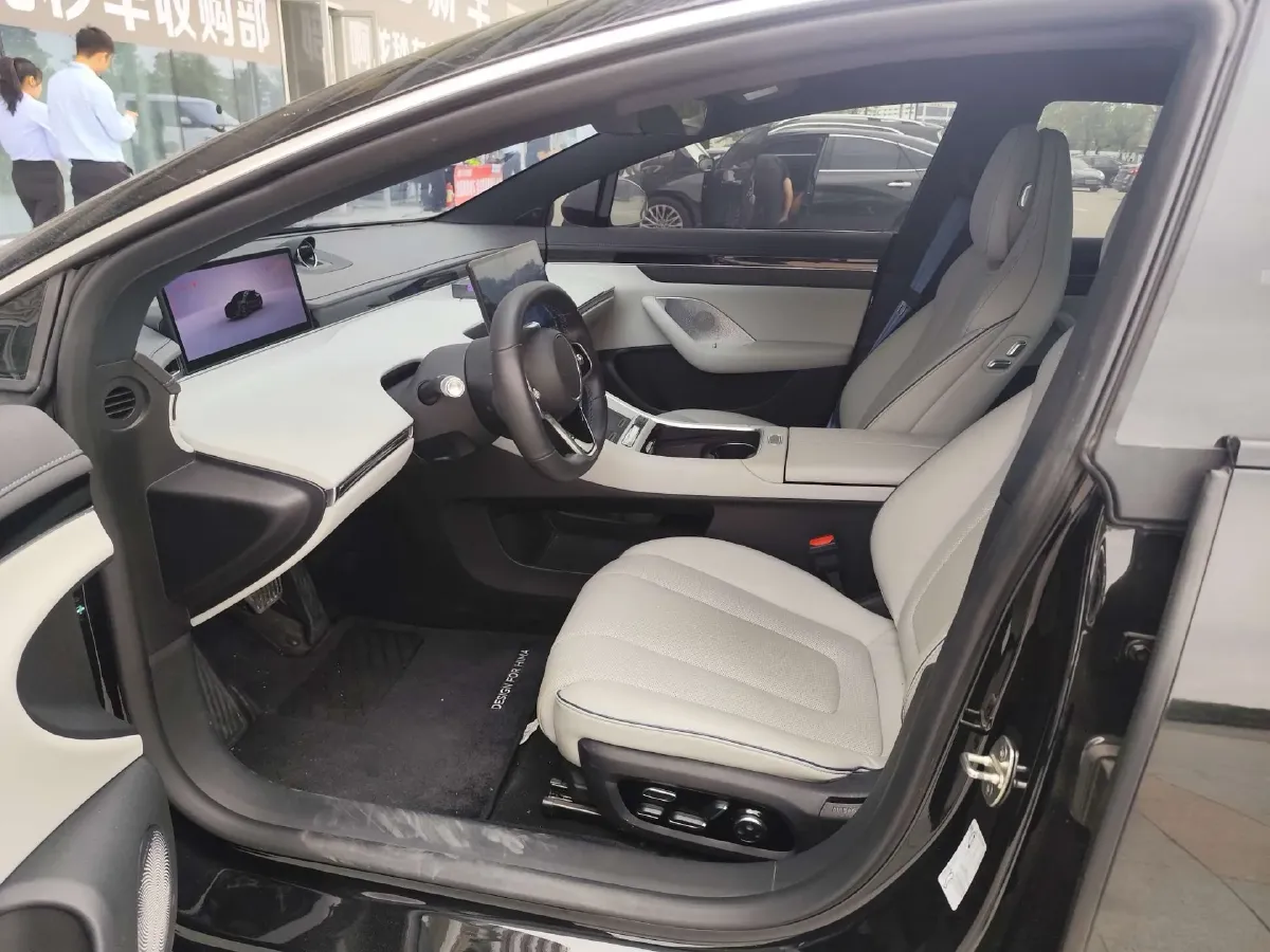 2024 Luxeed S7 BEV 82KWH,autocango,china used car exporter,china ev exporter,chinese used car exporter,chinese used ev exporter
