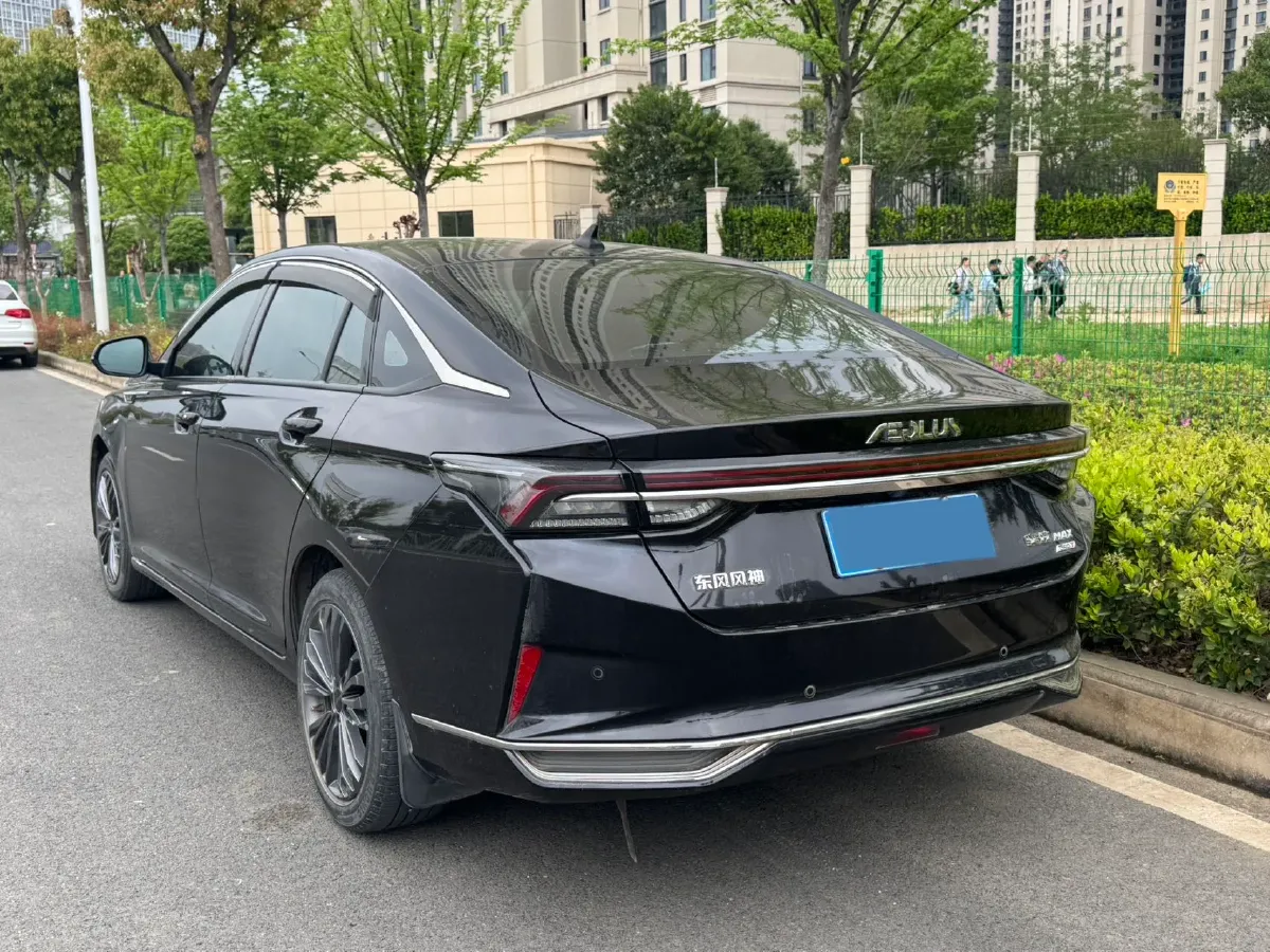 2021 DongFeng Aeolus YiXuan MAX 1.5T 190HP L4 7DCT,autocango,china used car exporter,china ev exporter,chinese used car exporter,chinese used ev exporter