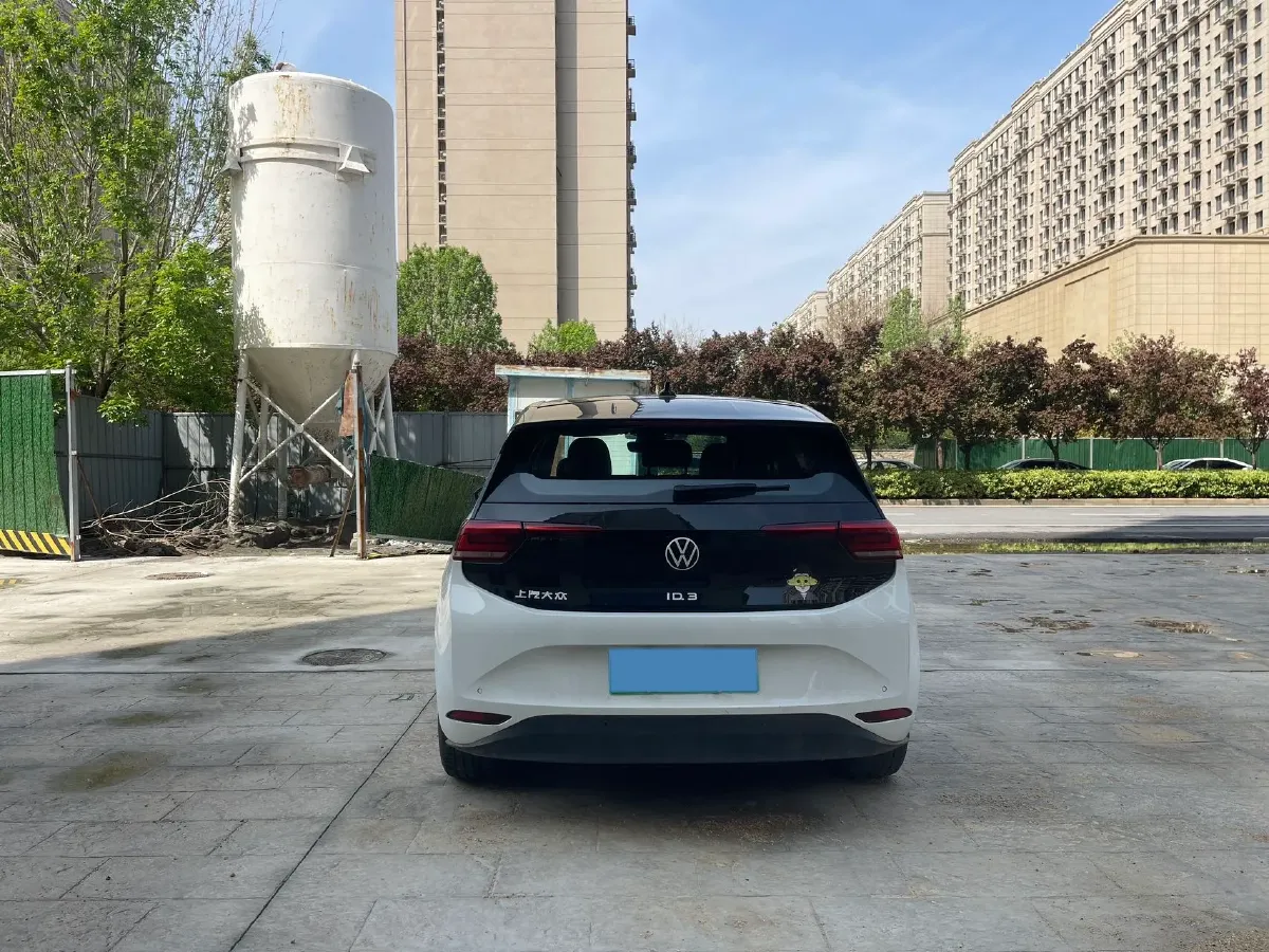 2025 Volkswagen ID.3 BEV 52.8KWH,autocango,china used car exporter,china ev exporter,chinese used car exporter,chinese used ev exporter