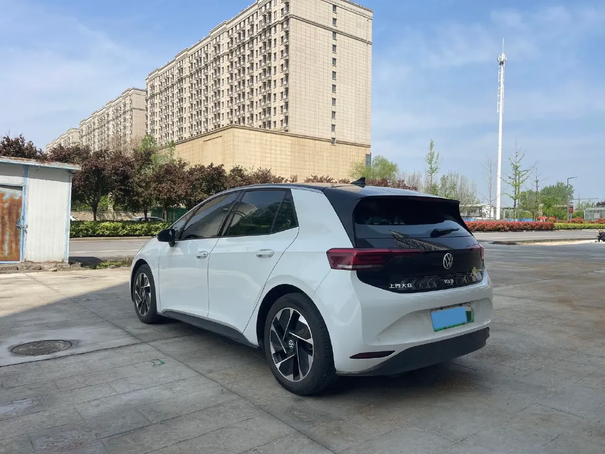 2025 Volkswagen ID.3 BEV 52.8KWH,autocango,china used car exporter,china ev exporter,chinese used car exporter,chinese used ev exporter