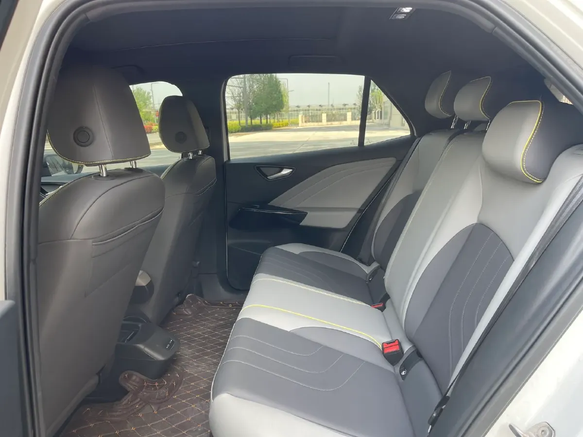 2025 Volkswagen ID.3 BEV 52.8KWH,autocango,china used car exporter,china ev exporter,chinese used car exporter,chinese used ev exporter