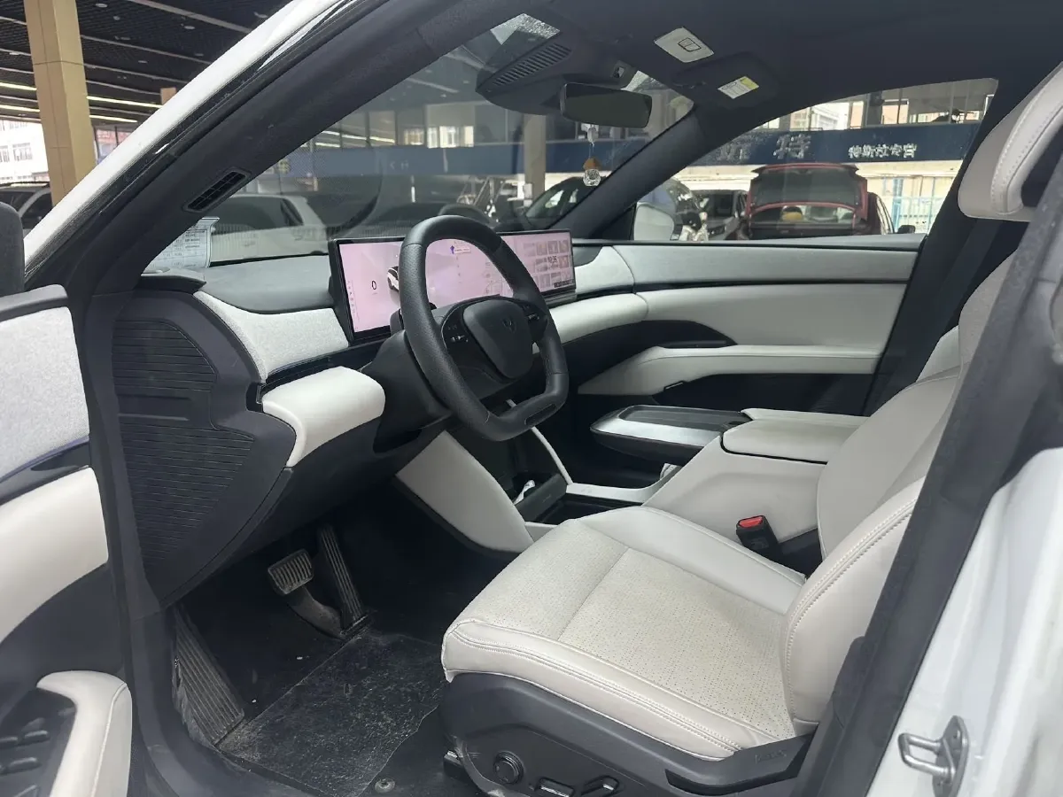 2023 Volkswagen ID.6 X BEV 83.4KWH,autocango,china used car exporter,china ev exporter,chinese used car exporter,chinese used ev exporter