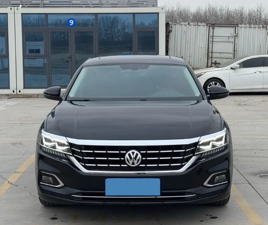 2019 Volvo V40 1.5T 152HP L4 6AT,autocango,china used car exporter,china ev exporter,chinese used car exporter,chinese used ev exporter