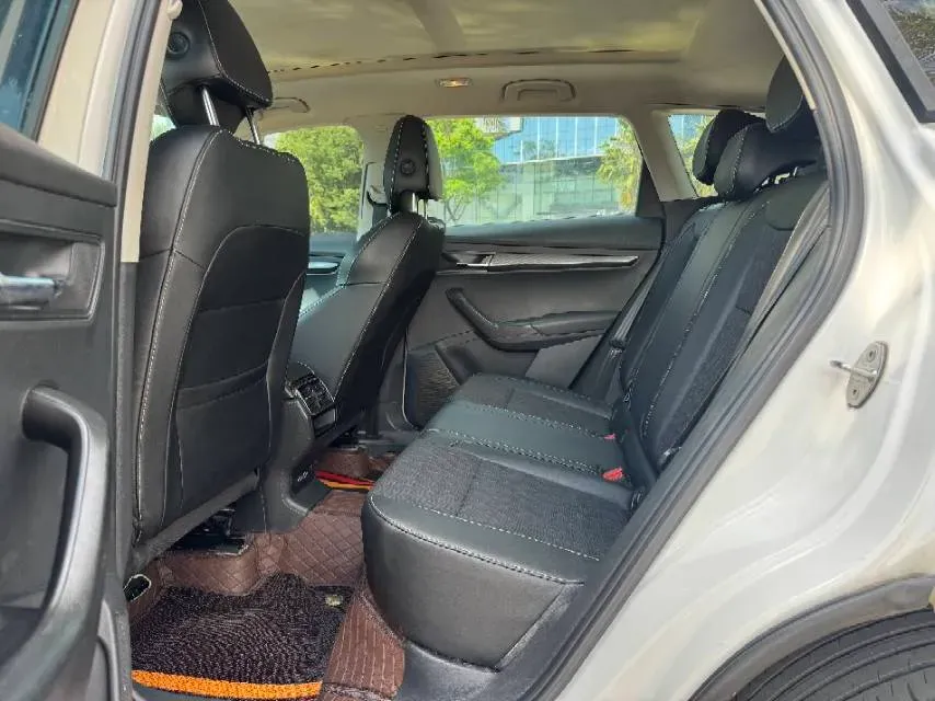 2019 Skoda Octavia 1.4T 150HP L4 7DCT,autocango,china used car exporter,china ev exporter,chinese used car exporter,chinese used ev exporter