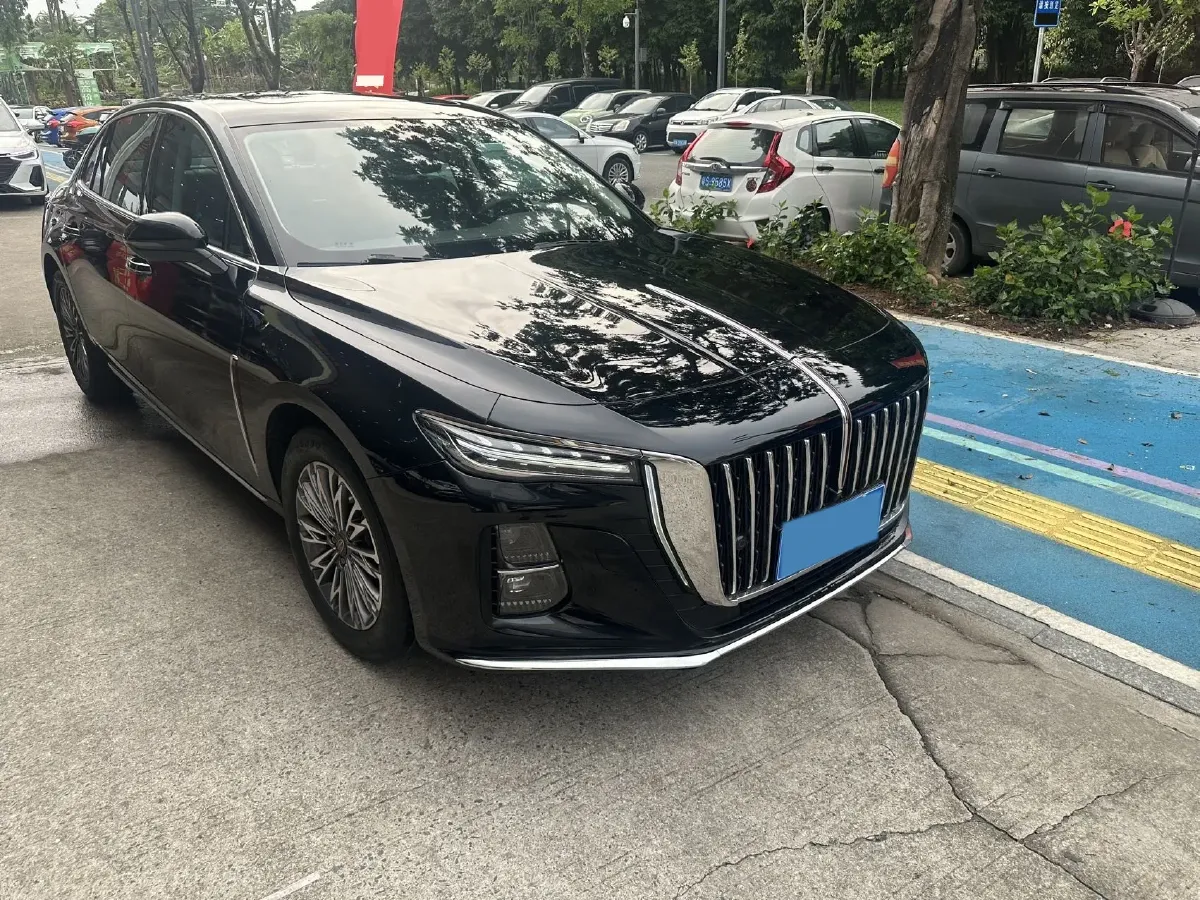 2022 HongQi H5 1.5T 169HP L4 7DCT,autocango,china used car exporter,china ev exporter,chinese used car exporter,chinese used ev exporter