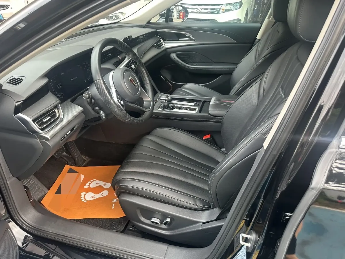 2022 HongQi H5 1.5T 169HP L4 7DCT,autocango,china used car exporter,china ev exporter,chinese used car exporter,chinese used ev exporter