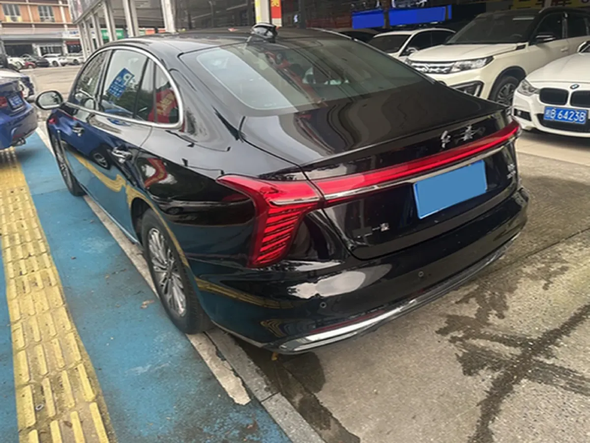 2022 HongQi H5 1.5T 169HP L4 7DCT,autocango,china used car exporter,china ev exporter,chinese used car exporter,chinese used ev exporter