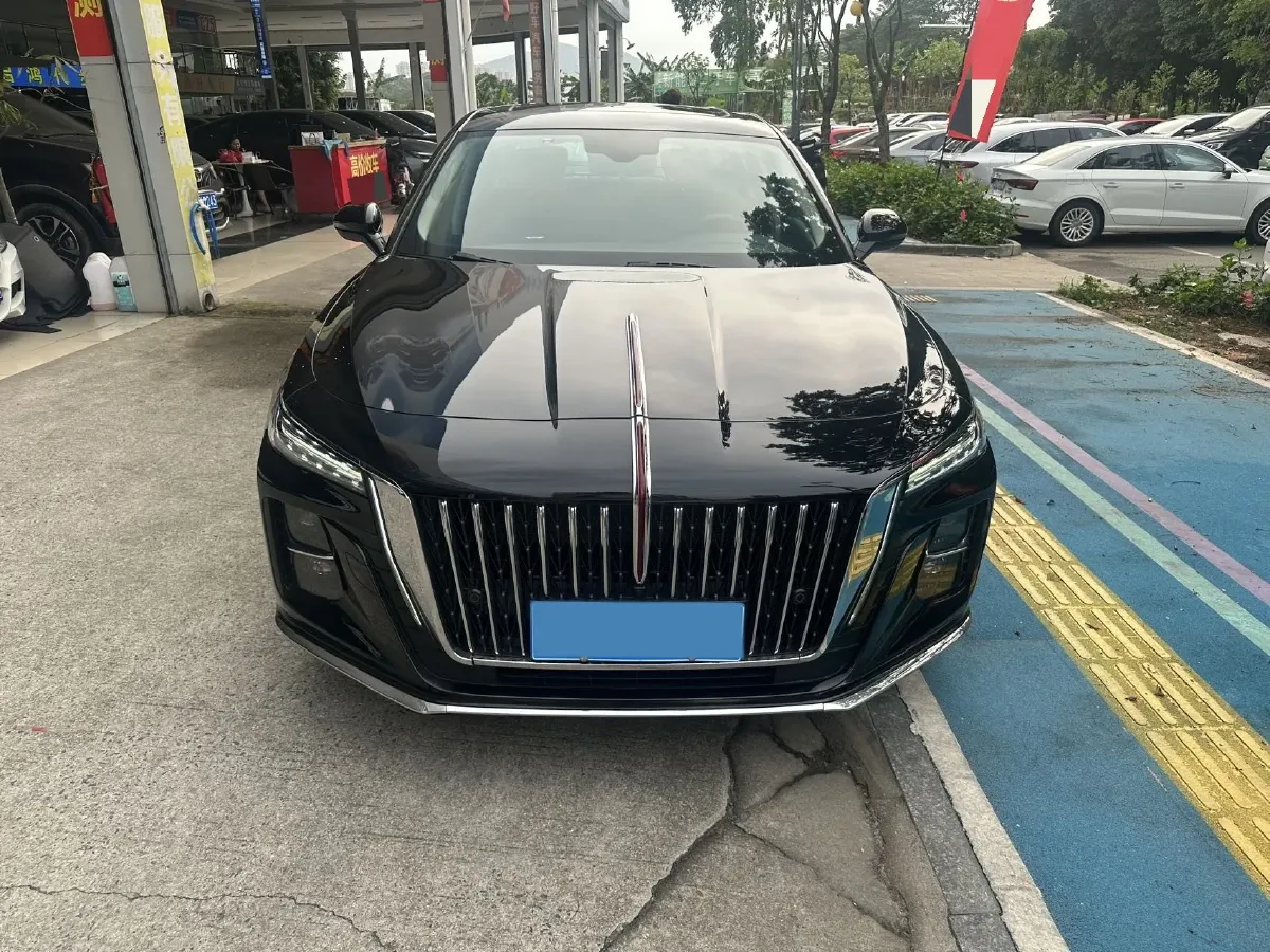 2022 HongQi H5 1.5T 169HP L4 7DCT,autocango,china used car exporter,china ev exporter,chinese used car exporter,chinese used ev exporter