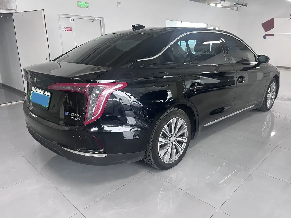 2024 HongQi E-QM5 BEV 72KWH,autocango,china used car exporter,china ev exporter,chinese used car exporter,chinese used ev exporter