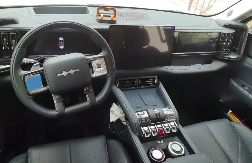 2025 FangChengBao Bao 5 1.5T 194HP L4 E-CVT PHEV 31.8KWH,autocango,china used car exporter,china ev exporter,chinese used car exporter,chinese used ev exporter