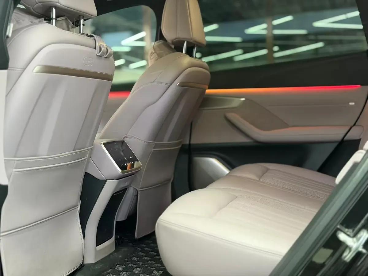 2024 ONVO L60 BEV 60KWH,autocango,china used car exporter,china ev exporter,chinese used car exporter,chinese used ev exporter