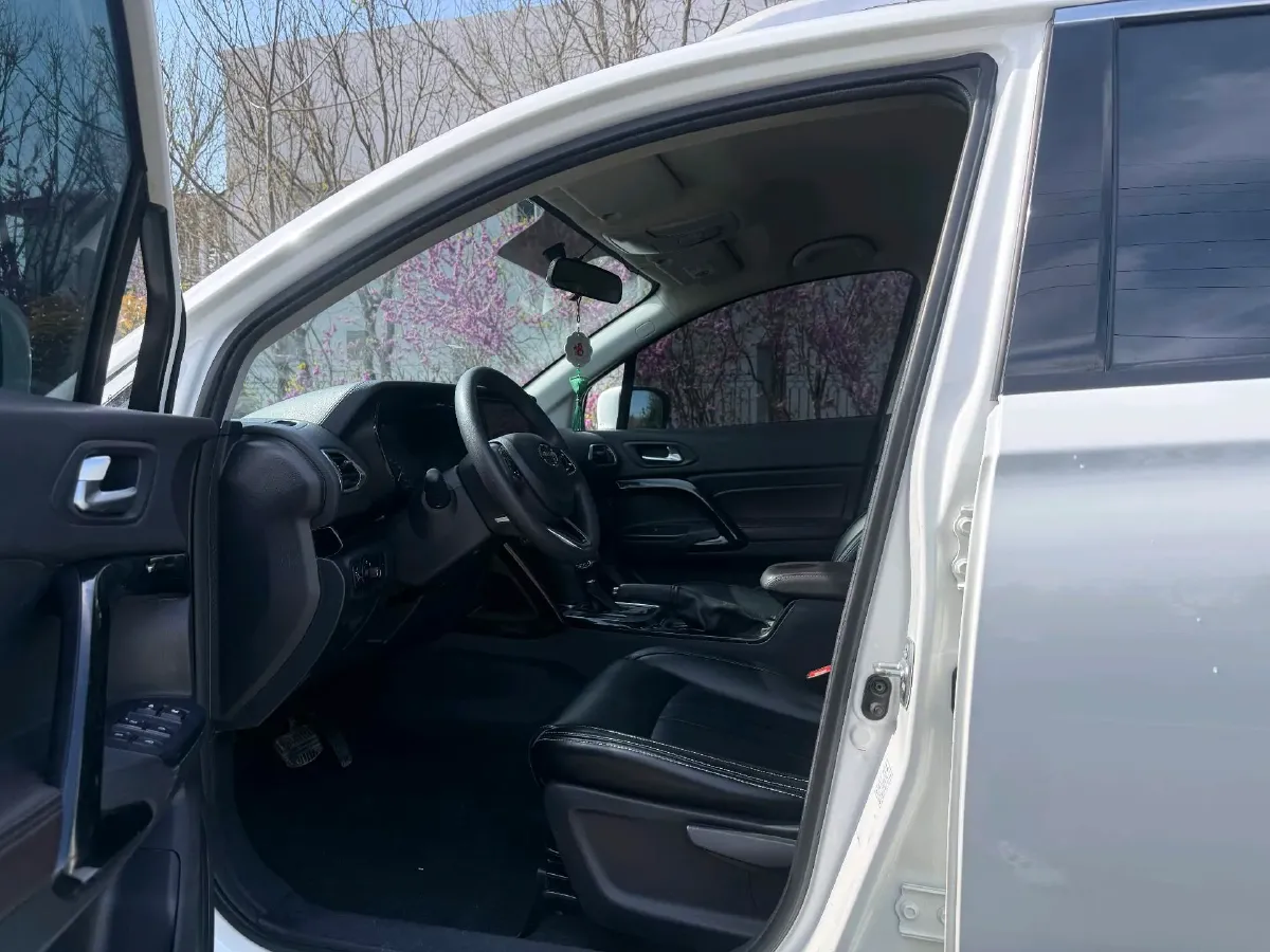 2018 GAC Trumpchi GS4 1.3T 137HP L4 7DCT,autocango,china used car exporter,china ev exporter,chinese used car exporter,chinese used ev exporter