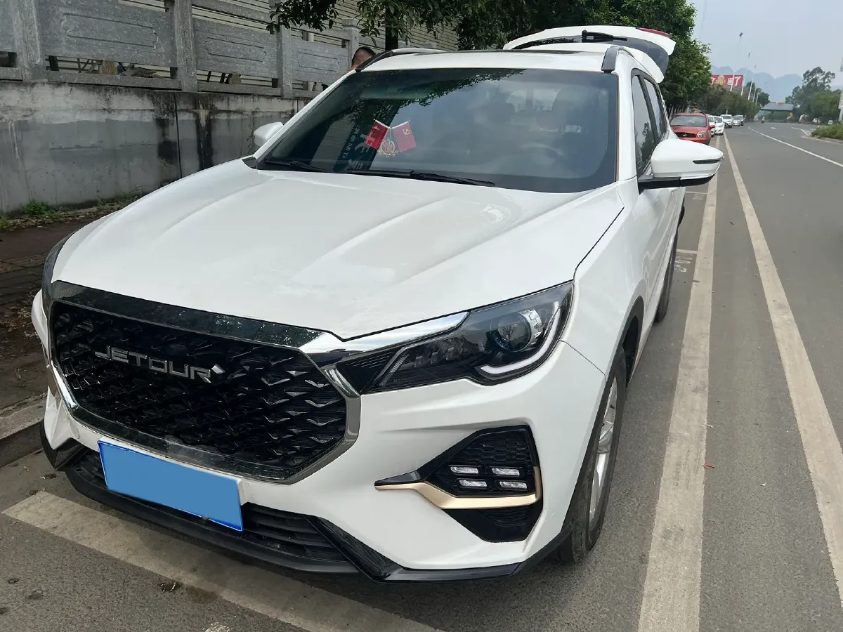 2023 Jetour X70 Plus 1.5T 156HP L4 6MT,autocango,china used car exporter,china ev exporter,chinese used car exporter,chinese used ev exporter