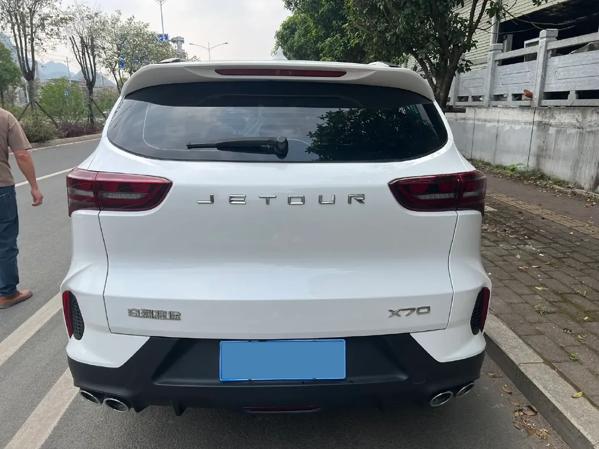 2023 Jetour X70 Plus 1.5T 156HP L4 6MT,autocango,china used car exporter,china ev exporter,chinese used car exporter,chinese used ev exporter