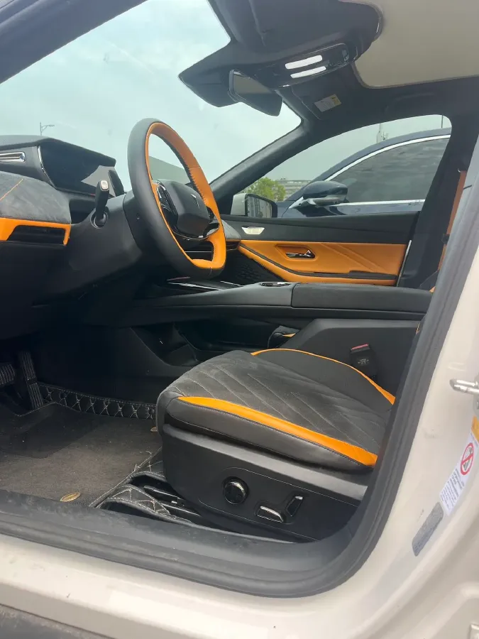 2025 Deepal SL03 BEV 56.1KWH,autocango,china used car exporter,china ev exporter,chinese used car exporter,chinese used ev exporter