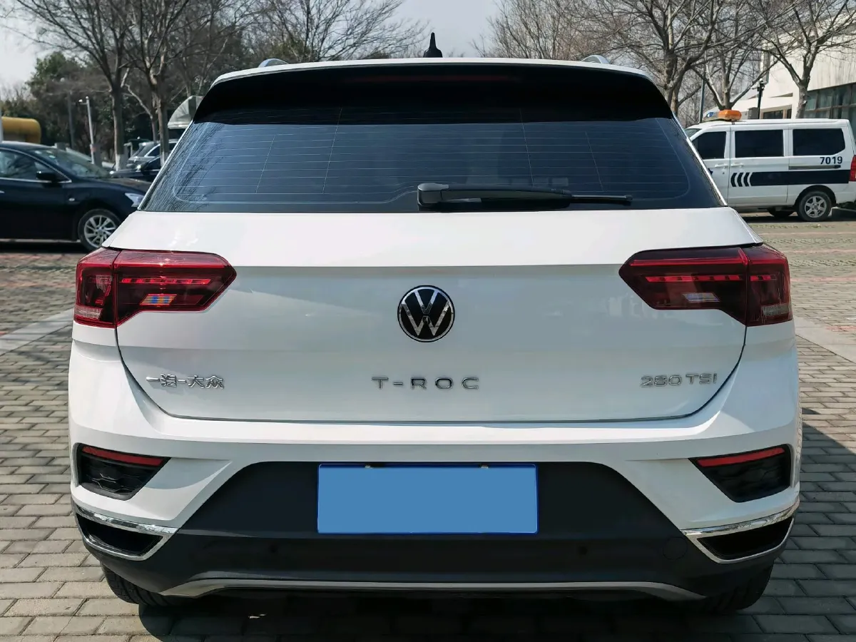 2022 Volkswagen T-Roc 1.4T 150HP L4 7DCT,autocango,china used car exporter,china ev exporter,chinese used car exporter,chinese used ev exporter