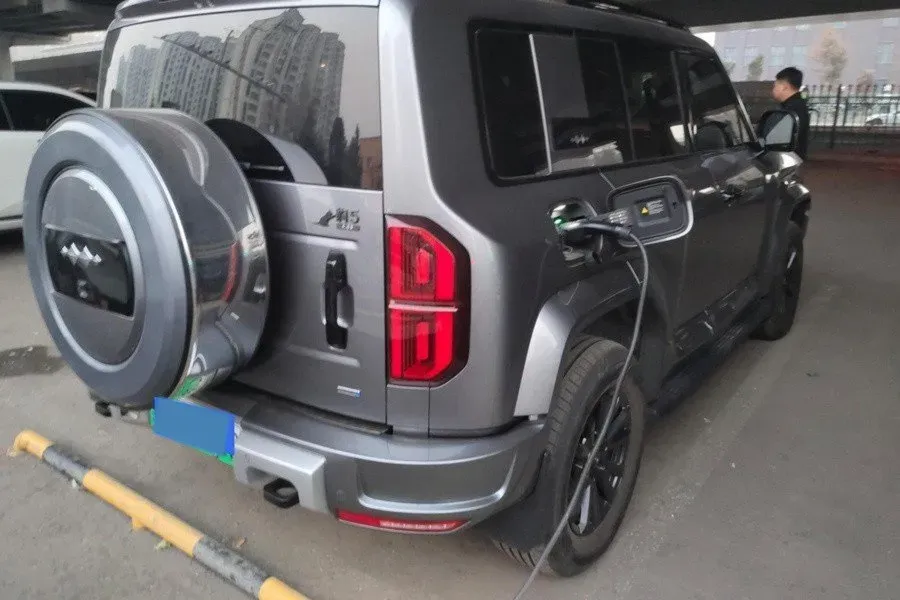 2025 FangChengBao Bao 5 1.5T 194HP L4 E-CVT PHEV 31.8KWH,autocango,china used car exporter,china ev exporter,chinese used car exporter,chinese used ev exporter